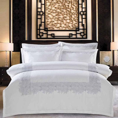 Four-Piece Premium Cotton Bedding Set