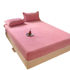 Modern Simplicity Milk Fiber Fitted Sheet